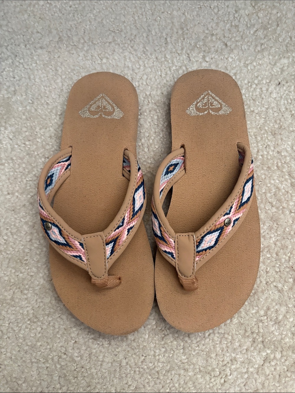 Roxy Women's Tan Sandal with Diamond Strap